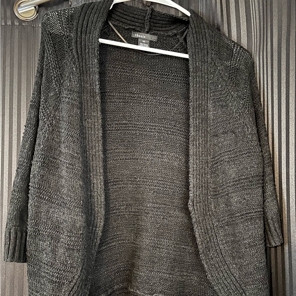 Women’s cardigan. Size Medium.
